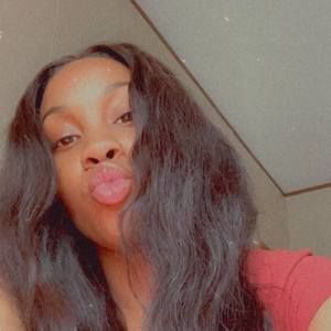 Meet your Posher, Brienna